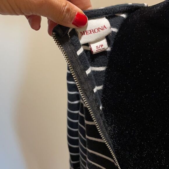 Merona | Black & White Striped 3/4 Sleeve Boatneck Top, Size Small - Picture 8 of 13